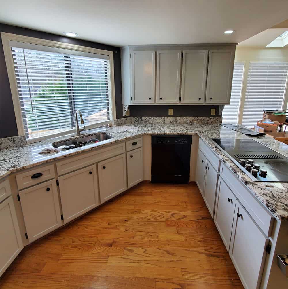 CABINET PAINTING AND REFINISHING